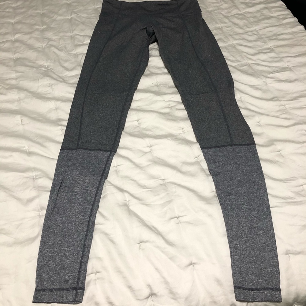 LULULEMON Size 8 Dark Grey Legging